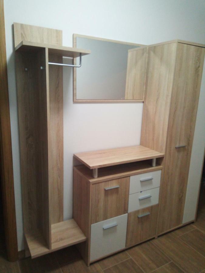 Apartmaji Matazin Črni Kal Exterior foto
